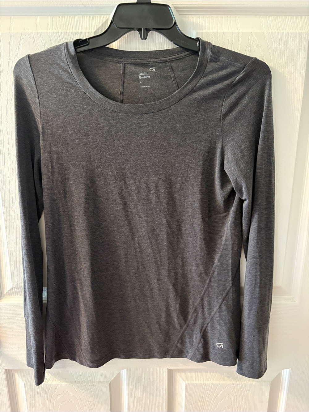 GAP Women's Long Sleeve Crewneck Top - Charcoal Gray